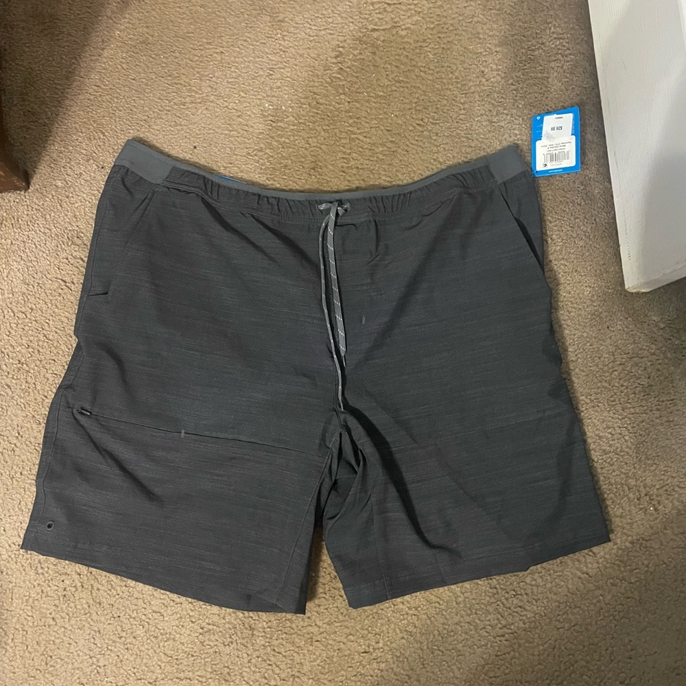 Columbia Dark Gray Shorts